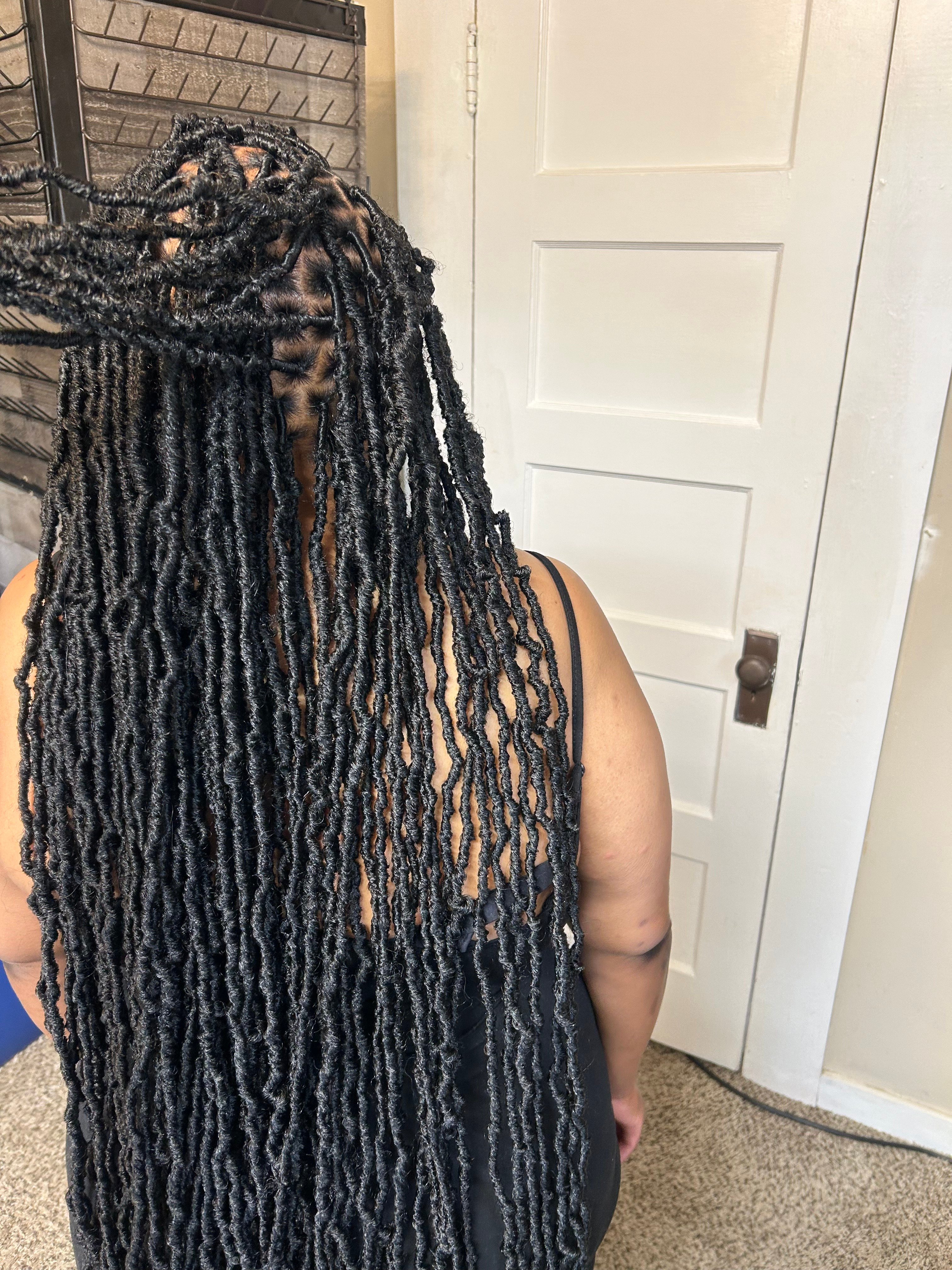 Long loc style back view
